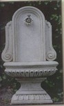 Fontana muro clasica